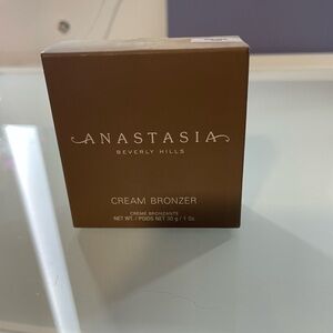 BNIB Anastasia Cream Bronzer - Golden Tan 12ml